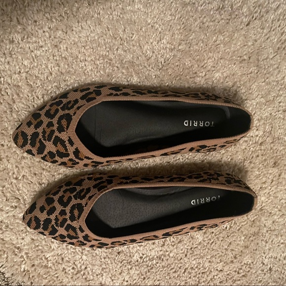 Torrid LEOPARD STRETCH KNIT POINTED TOE FLAT (WW) - Picture 11 of 11